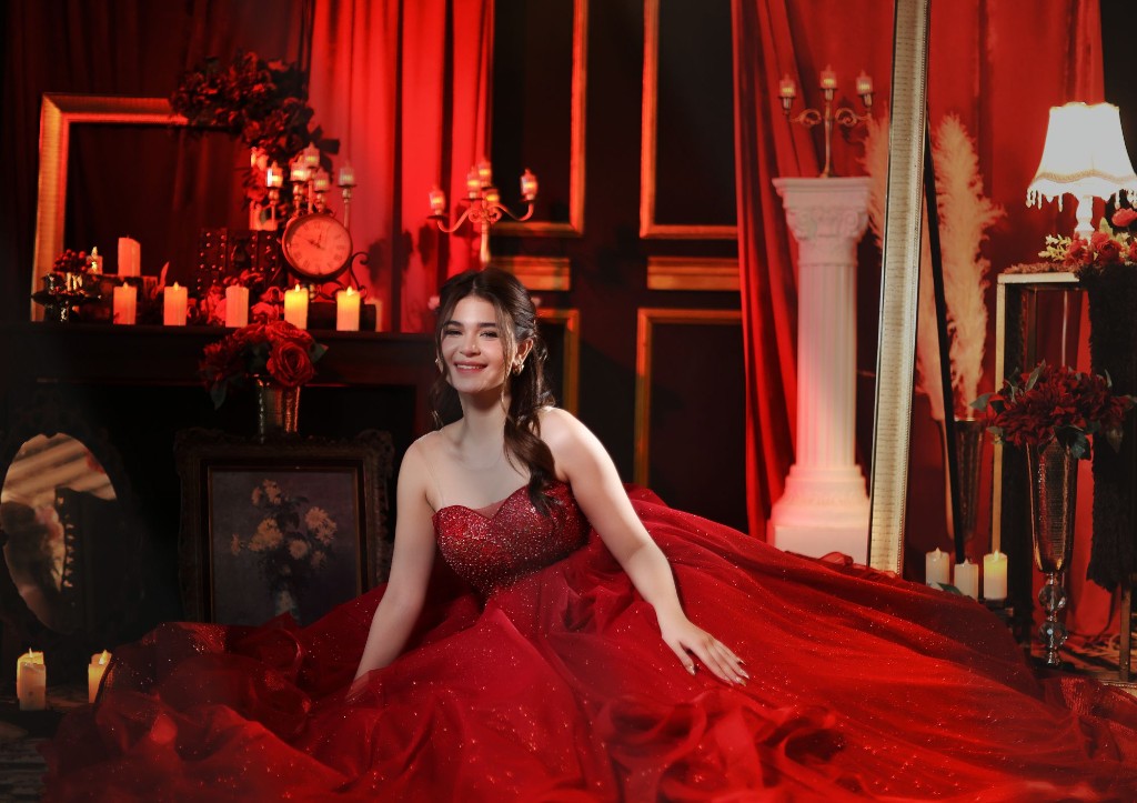 Crimson Royal